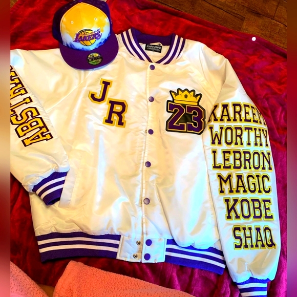 🦁Lakers Custom Jacket🦁 - Picture 1 of 5